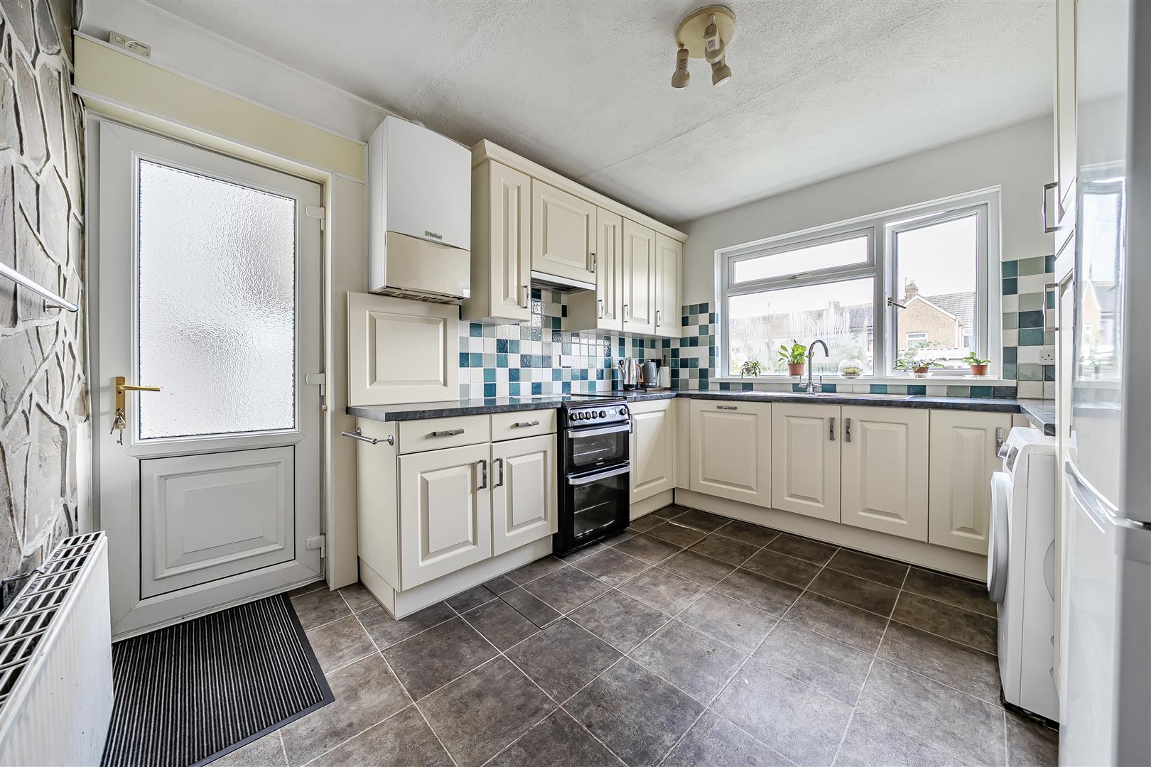 Lakefield Place, Llanelli, SA15 2TY